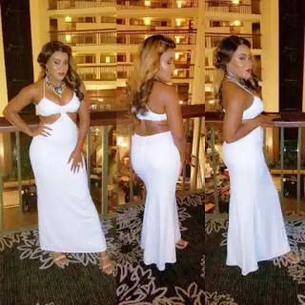 Singer Emma Nyra Suffers Wardrobe Malfunction At AFRIMMA [Photos]